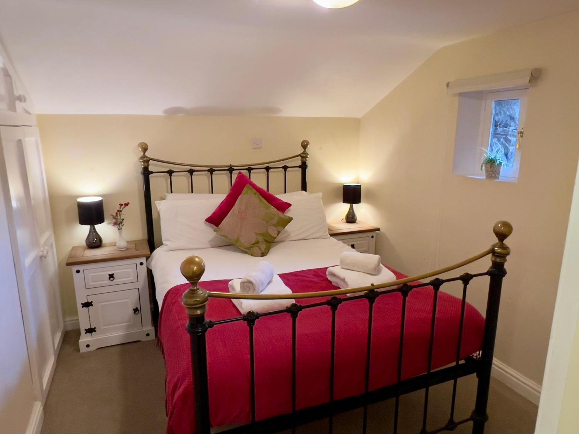 Dolgun Uchaf Historic B&B And Cottages In Snowdonia Долгеллау Экстерьер фото