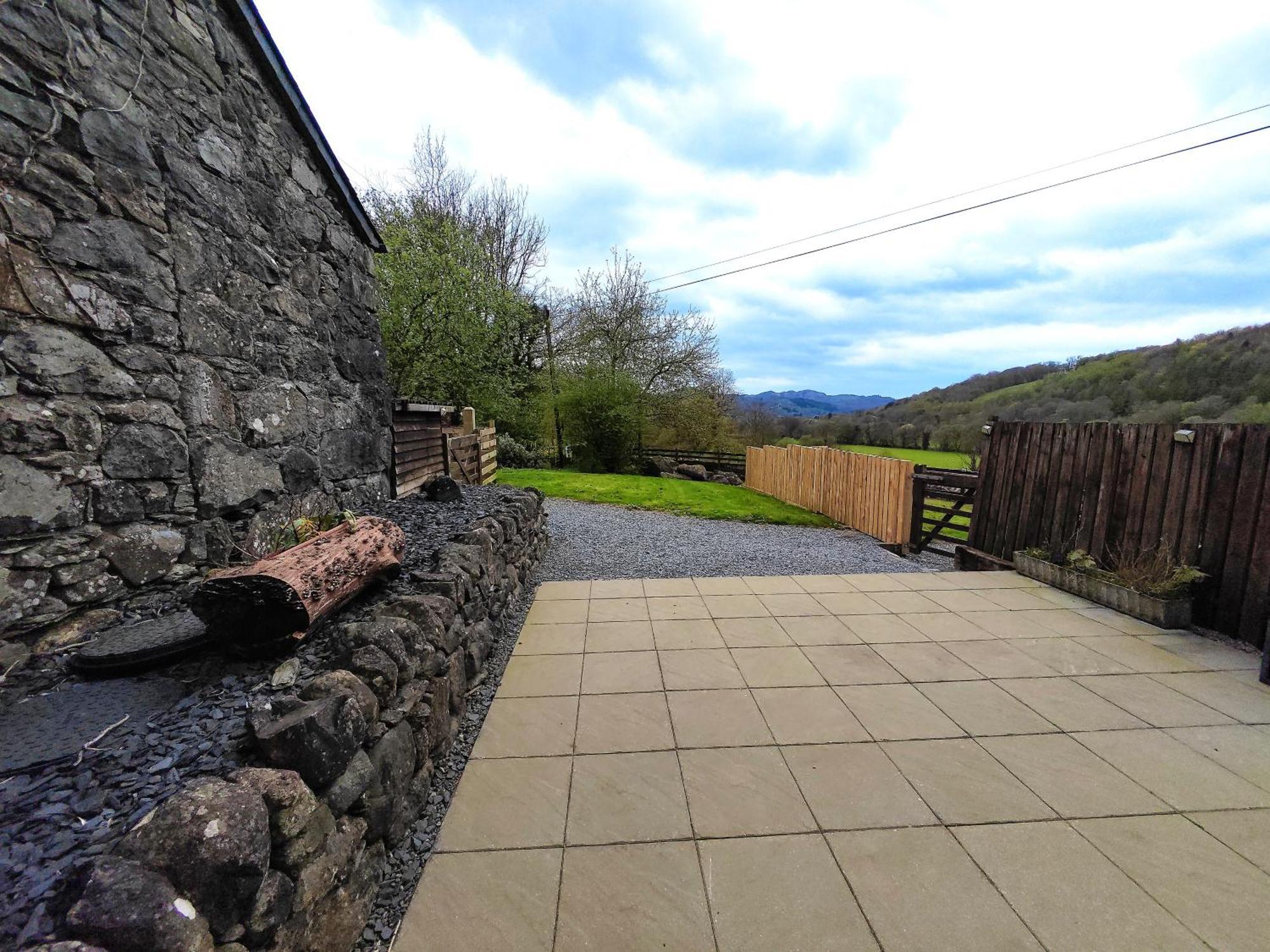 Dolgun Uchaf Historic B&B And Cottages In Snowdonia Долгеллау Экстерьер фото